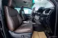 5A216 Toyota Fortuner 2.8 V SUV 2016 -9