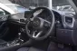 2017 Mazda 3 2.0 S รถเก๋ง 5 ประตู ออกรถง่าย-13