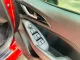 2017 Mazda 3 2.0 E รถเก๋ง 5 ประตู ผ่อนเริ่มต้น 8,xxx บาท-18