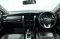 2018 Toyota Fortuner 2.4 V SUV ออกรถฟรี-6