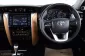 2A234 Toyota Fortuner 2.8 V SUV 2017 -11