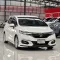 2020 Honda JAZZ 1.5 V+ i-VTEC รถเก๋ง 5 ประตู ดาวน์ 0%-1