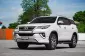 New !! TOYOTA FORTUNER 2.4 V ปี 2017 รถมือเดียวป้ายแดง สภาพสวยมากๆ -0