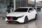 Mazda 3 2.0 SP Sports ปี 2020 สวยสภาพป้ายแดง ไมล์แท้5x,xxxโล เข้าศูนย์ตลอด รถบ้านมือเดียว ฟรีดาวน์-0
