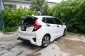 2014 Honda JAZZ 1.5 V+ i-VTEC รถเก๋ง 5 ประตู ออกรถฟรี-4