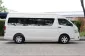 รถตู้ Toyota Commuter 3.0 D4D MT (1666) รถใช้งานในครอบครัวป้ายฟ้า เบาะเดิม 4 แถว -4