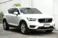 2019 Volvo XC40 2.0 T4 Momentum \ รถสวย ไมล์แท้ ประวัติครบ มือเดียวป้ายแดง -0