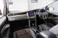 TOYOTA	INNOVA CRYSTA 2.8 G	2018	เทา	AT	ดีเซล-10