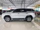  2022 Toyota Fortuner 2.4 V SUV AT - 4WD ออกรถใช้เงิน 0 บาท-8