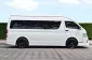 Toyota Hiace 3.0 COMMUTER D4D 2017 รถตู้ใช้งานในครอบครัวป้ายฟ้าแท้ เบาะวีไอพี 8 ที่นั่ง-4