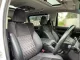 TOYOTA ALPHARD 2.5 SC Package ปี 2015 -2