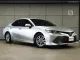 2019 Toyota Camry 2.0 G Sedan AT ไมล์เเท้ ประวัติการดูแลรักษารถดี มือเเรกจากป้ายเเดง B1950-19