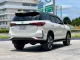 2020 Toyota Fortuner 2.4 Legender SUV ออกรถง่าย-12