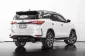 2022 Toyota Fortuner 2.4 Legender SUV รถสวย-16