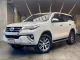 2015 Toyota Fortuner 2.8 V 4WD สีขาว-15