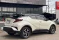 รถบ้านมือเดียว สภาพสวยมาก  Toyota CHR 1.8 Hi HEV ปี2020-10