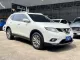 2017 Nissan X-Trail 2.5 V 4WD SUV รุ่นTOPสุด หลังคาแก้ว ฝาท้ายไฟฟ้า-12