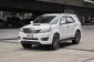 Toyota Fortuner 3.0 V Auto 4WD ปี 2013-4