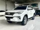 2019 Toyota Fortuner 2.4 V SUV รถบ้านมือเดียว ไมล์ 8 หมื่น-9